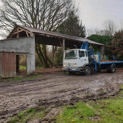 Rénovation d'un hangar à Pluzunet